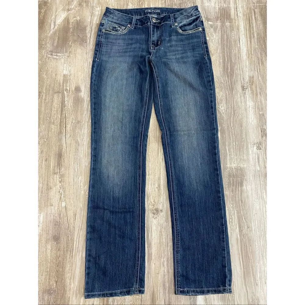 Maurices Straight Leg Jeans Mid Rise Rhinestone Embroidered Women’s Sz 6 Long